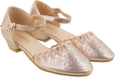 

Metro Girls Slip on Ballerinas(Gold, 15;gold