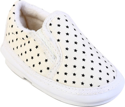 

Chiu Boys & Girls Slip on Casual Boots(White