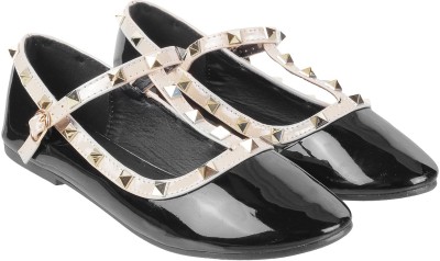 

Mochi Girls Slip on Ballerinas(Black, 11;black