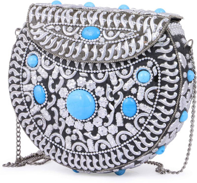 

UROOJ Girls Evening/Party Silver Synthetic Fabric Sling Bag