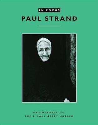 In Focus: Paul Strand - Photographs from the J.Paul Getty Museum(English, Paperback, Lyden .)