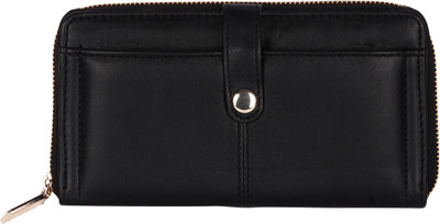 

Freer Formal, Party Black Clutch