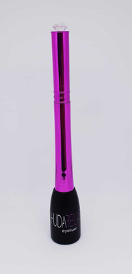 

Huda Beauty 2 in 1 liner and kajal 2(black)