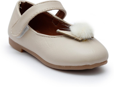 

skykids Girls Velcro Ballerinas(Beige