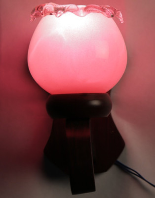 

Arus Wallchiere Wall Lamp