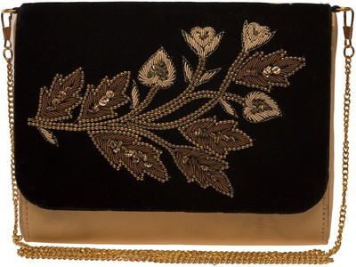 

The Indian Handicraft Store Party Gold Clutch