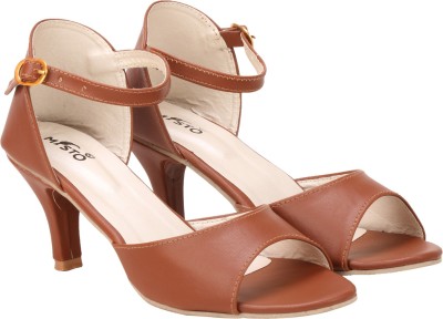 Misto Women Heels(Tan , 8)