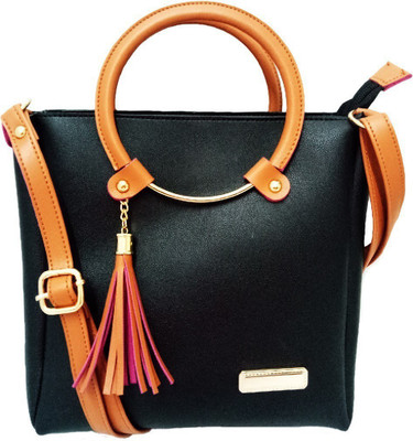 

bandicoot Women Casual, Formal, Sports, Evening/Party Black PU Sling Bag
