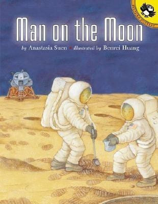 Man on the Moon(English, Paperback, Suen Anastasia)