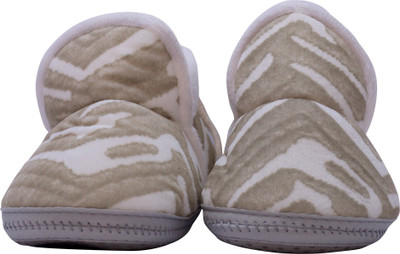 

Satylon Printed (Pack of 1) Baby Booties(Toe to Heel Length - 17 cm Brown)
