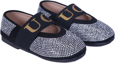 

FEETWELL Girls Slip on Ballerinas(Black