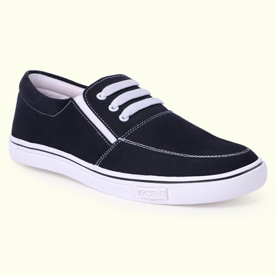 

CLOSHO Black Casual Shoes Slip On Sneakers For Men(Black