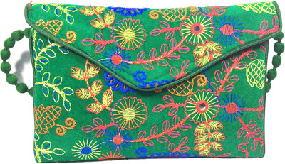 

VeePlay Women Casual Green, Multicolor Brocade Sling Bag