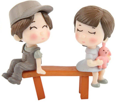 

P s retail Sweety Lovers Couple Figurines Miniatures (Style 1) - 2 Pcs(Multicolor)