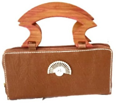 

Aksar Fashions Party Pink Clutch