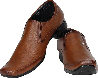 

John Sumi Stylish Look Slip On For Men(Tan