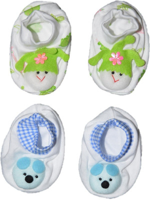 

N3 Baby Care Booties Combo of 4 - 3 to 9 Months Booties(Toe to Heel Length - 10 cm Mulitcolors)