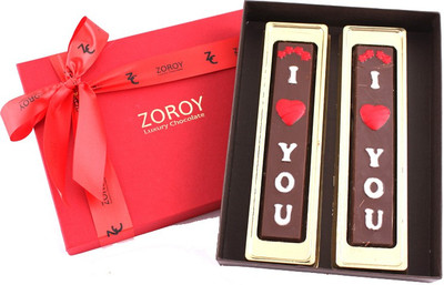 

Zoroy Luxury Chocolate Valentines day Box with 2 ILU milk chocolate Bars Fudges(60 g)