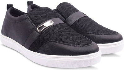 

Gomingle Slip On Sneakers For Men(Black