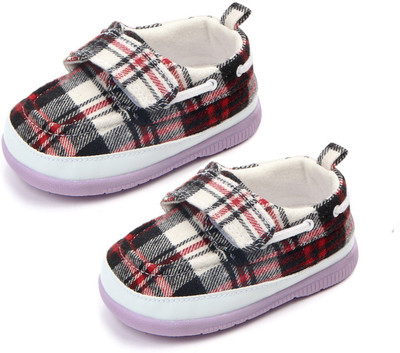 

Kitty Boys Velcro Sneakers(Beige
