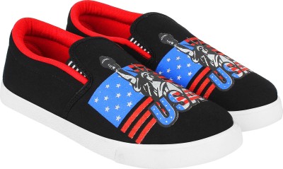 

World Wear Footwear New-654 Slip On Sneakers For Men(Multicolor, Black