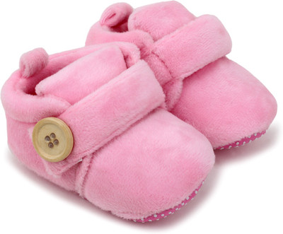 

Superminis Baby Girls And Baby Boys Velvet Soft Base Booties/ Shoes With Wooden Button Booties(Toe to Heel Length - 11 cm Pink)