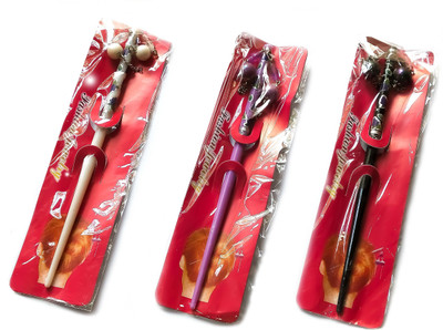 

ShopTop Designer Handcrafted Wooden Hair Stick-Set of 3 Bun Stick(Multicolor)