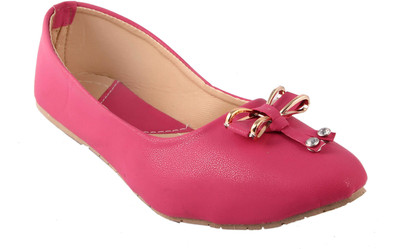 

NIRA Girls Slip on Jutis(Pink, Pink;gold