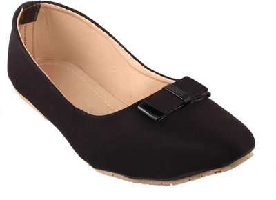 

NIRA Girls Slip on Jutis(Black, Black;blue
