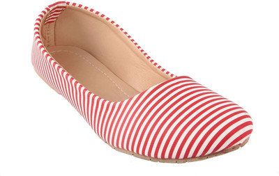 

G T fashions Girls Slip on Jutis(Red, Red;white