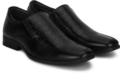 

Bata ROCH SLIPON Lace Up shoes For Men(Black