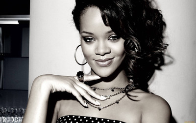 

Akhuratha Rihanna Fine Quality Wall Poster Paper Print(12 inch X 18 inch, Rolled)