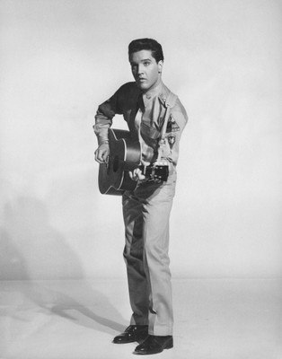 

Akhuratha Elvis Presley Fine Quality Wall Poster Paper Print(12 inch X 18 inch, Rolled)