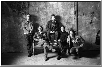 

Akhuratha Pearl Jam Fine Quality Wall Poster Paper Print(12 inch X 18 inch, Rolled)