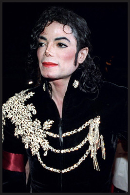 

Akhuratha Michael Jackson Fine Quality Wall Poster Paper Print(12 inch X 18 inch, Rolled)