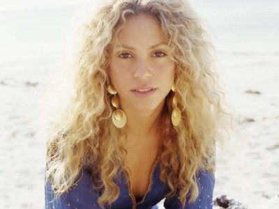 

Akhuratha Shakira Fine Quality Wall Poster Paper Print(12 inch X 18 inch, Rolled)