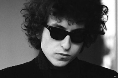 

Akhuratha Bob Dylan Fine Quality Wall Poster Paper Print(12 inch X 18 inch, Rolled)