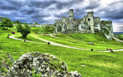 

Akhuratha Castle Fine Quality Wall Poster Paper Print(12 inch X 18 inch, Rolled)