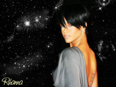 

Akhuratha Rihanna Fine Quality Wall Poster Paper Print(12 inch X 18 inch, Rolled)