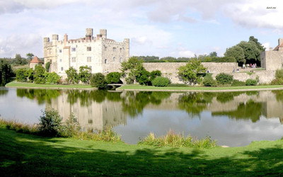 

Akhuratha Castle Fine Quality Wall Poster Paper Print(12 inch X 18 inch, Rolled)