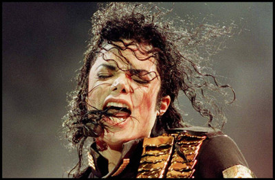 

Akhuratha Michael Jackson Fine Quality Wall Poster Paper Print(12 inch X 18 inch, Rolled)