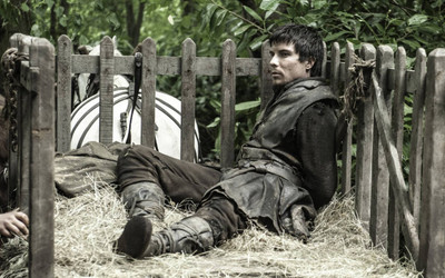 

Akhuratha Game of Thrones Fine Quality Wall Poster Paper Print(12 inch X 18 inch, Rolled)