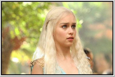 

Akhuratha Game of Thrones Fine Quality Wall Poster Paper Print(12 inch X 18 inch, Rolled)