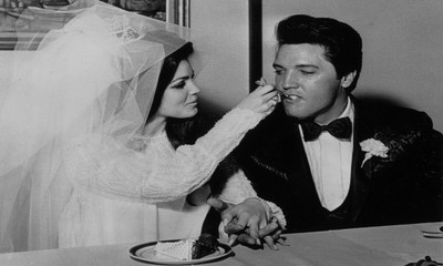 

Akhuratha Elvis Presley Fine Quality Wall Poster Paper Print(12 inch X 18 inch, Rolled)