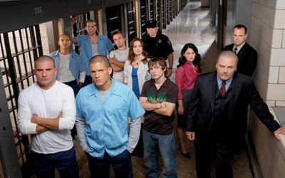 

Akhuratha Prison Break Fine Quality Wall Poster Paper Print(12 inch X 18 inch, Rolled)