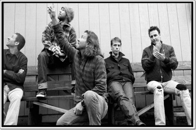 

Akhuratha Pearl Jam Fine Quality Wall Poster Paper Print(12 inch X 18 inch, Rolled)