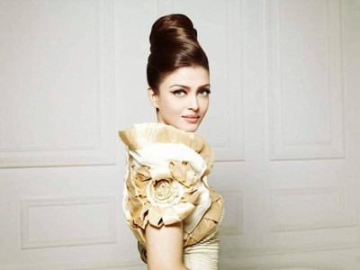 

Aabhaas Aishwarya Rai Wall Poster Fine Art Print(12 inch X 18 inch, Rolled)