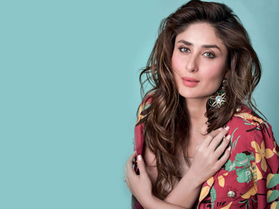 

Aabhaas Kareena Kapoor Wall Poster Fine Art Print(12 inch X 18 inch, Rolled)