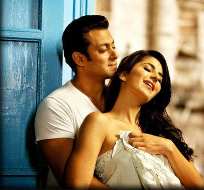 

Aabhaas Katrina kaif Wall Poster Fine Art Print(12 inch X 18 inch, Rolled)