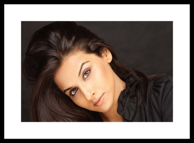 

Aabhaas Kareena Kapoor Wall Poster Fine Art Print(12 inch X 18 inch, Rolled)